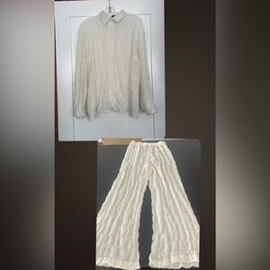 White textured two piece set